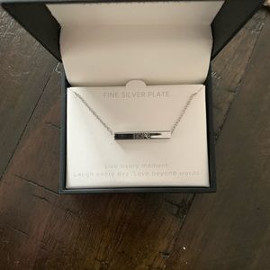 Belk silver necklace